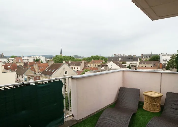 Les Burgondes Апартаменты *